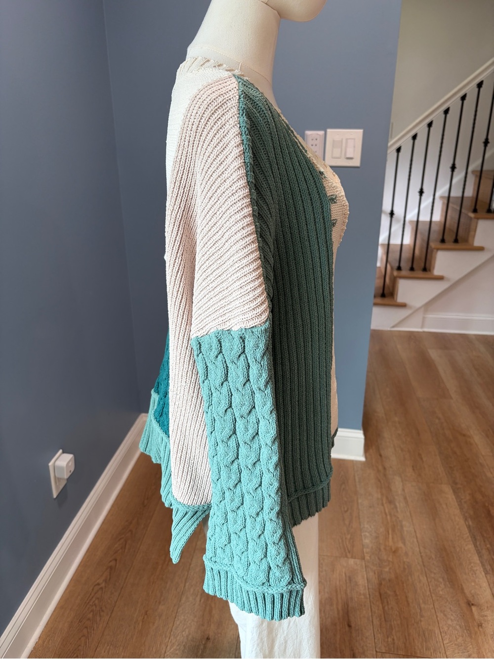 POL Cream & Sage Green Cable Knit V-Neck Oversized Sweater Small Boho - Picture 5 of 8